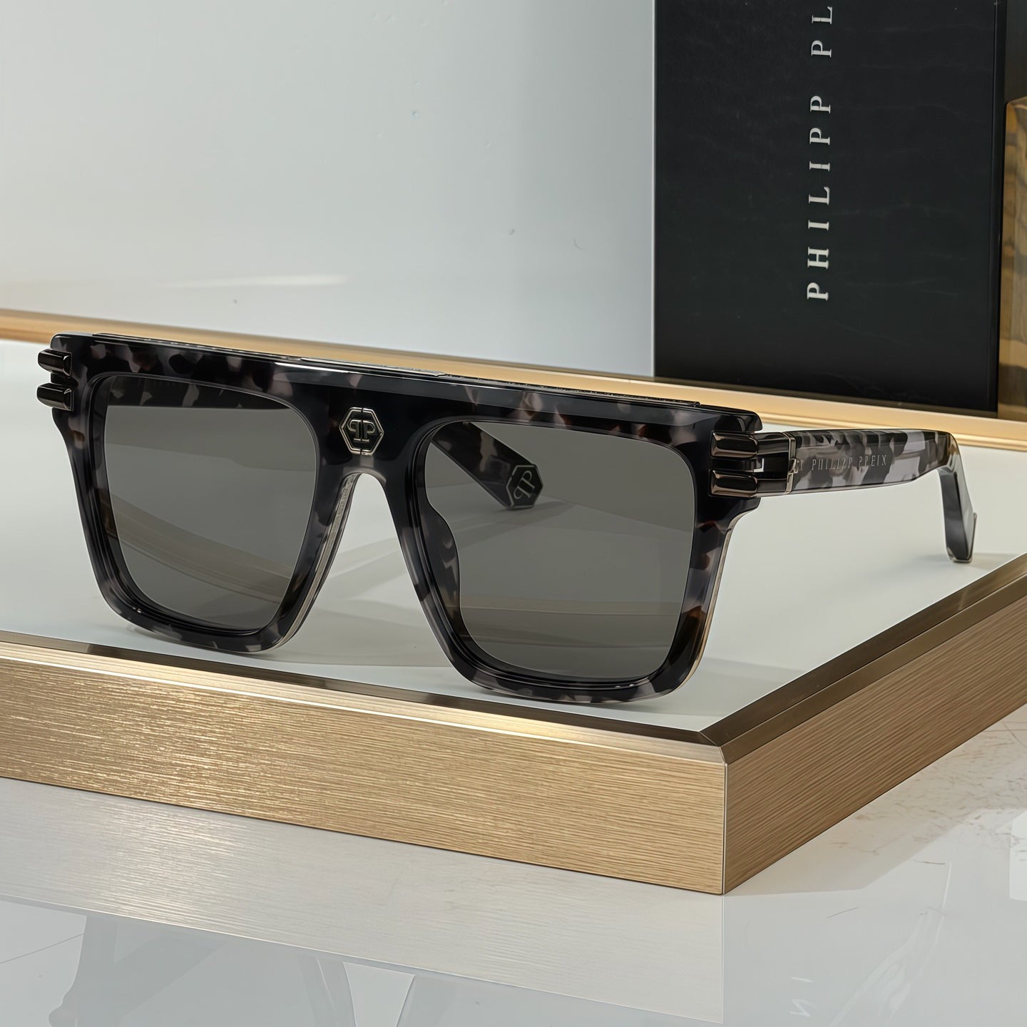pp sunglasses